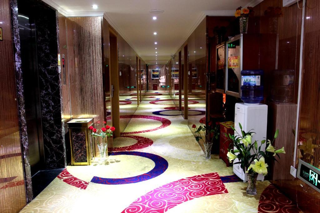 Отель Yiwu Guoheng Экстерьер фото