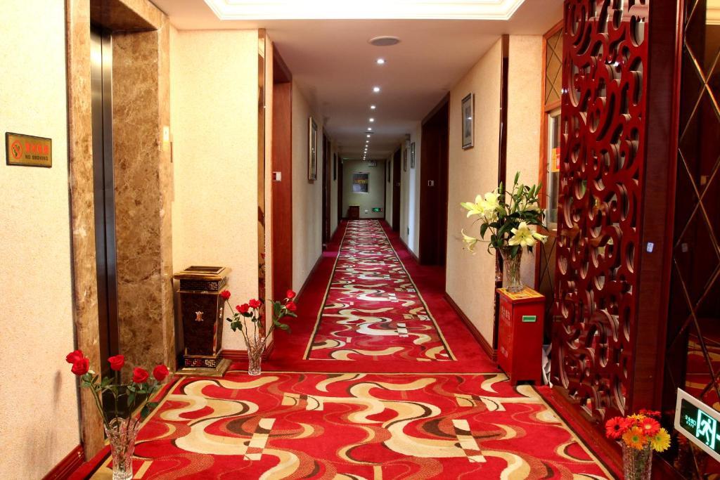 Отель Yiwu Guoheng Экстерьер фото